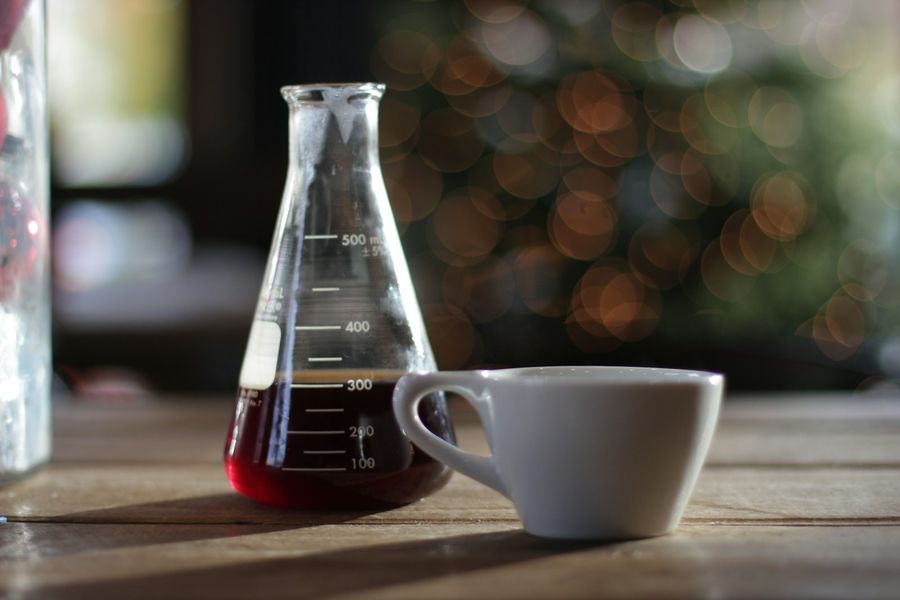 What Makes Coffee Acidic (And How to Avoid It)